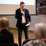 ORIENT05_002-683x1024