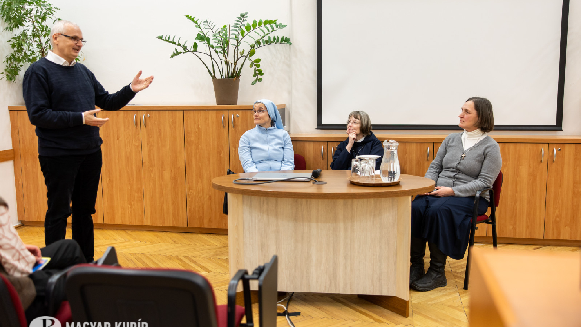 „Hívom Jézust magammal, és a megkapott krisztusi békét viszem magammal.”
